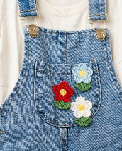 Jardineira jeans floral