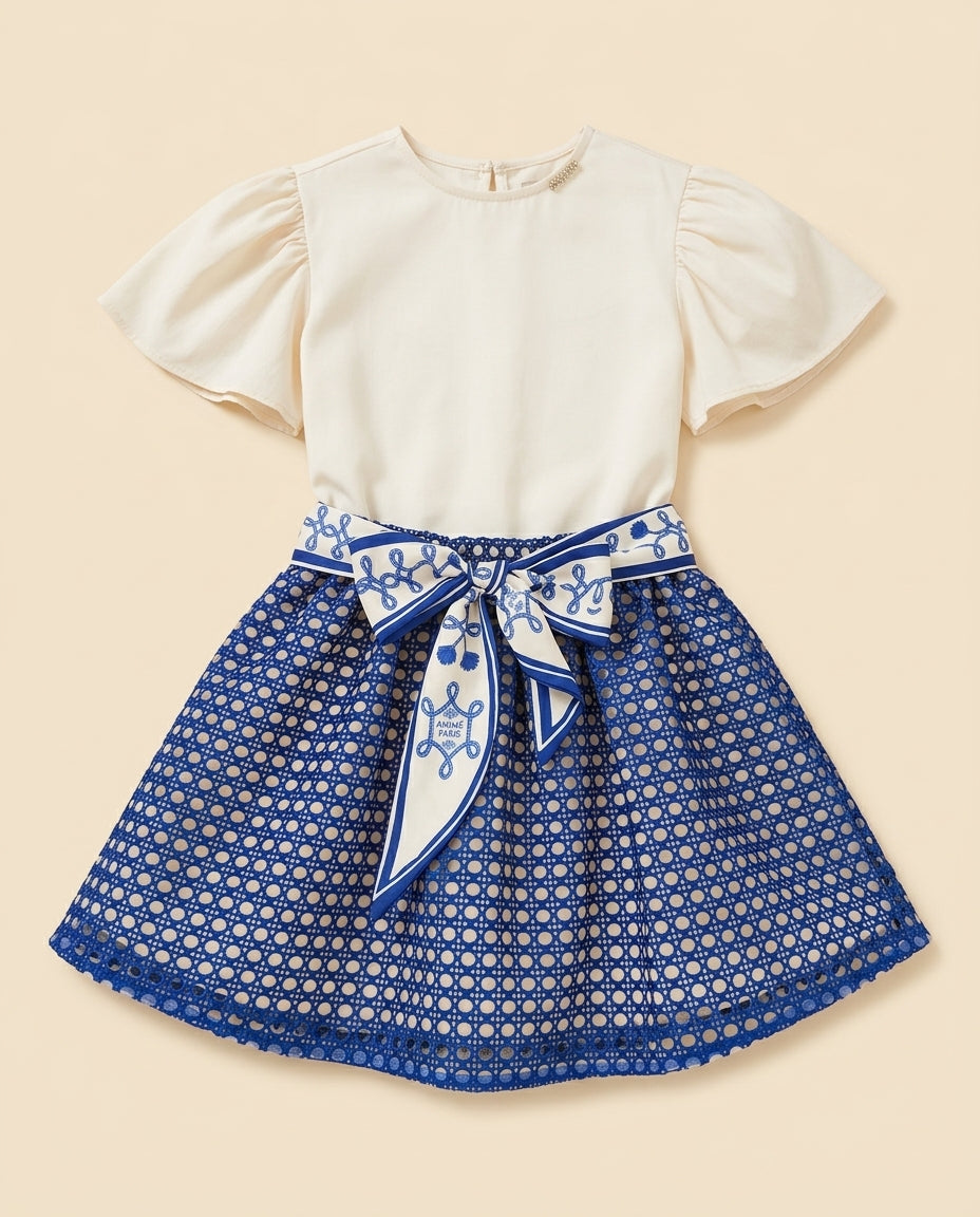Vestido azul renda