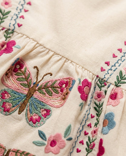 Vestido borboletas e flores